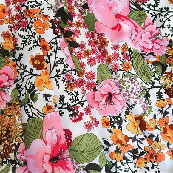 Old Navy Silky Pleated Floral Skirt 💐 - Picture 2 of 5